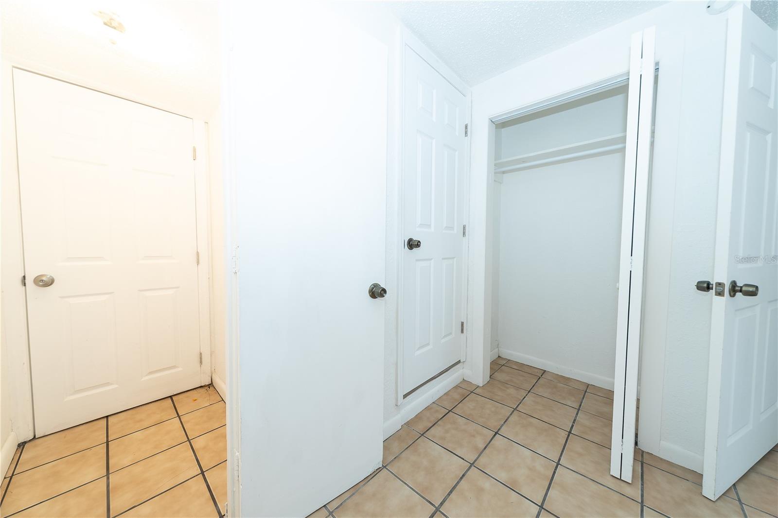 Image 6 of 13 For 620 25th Street W