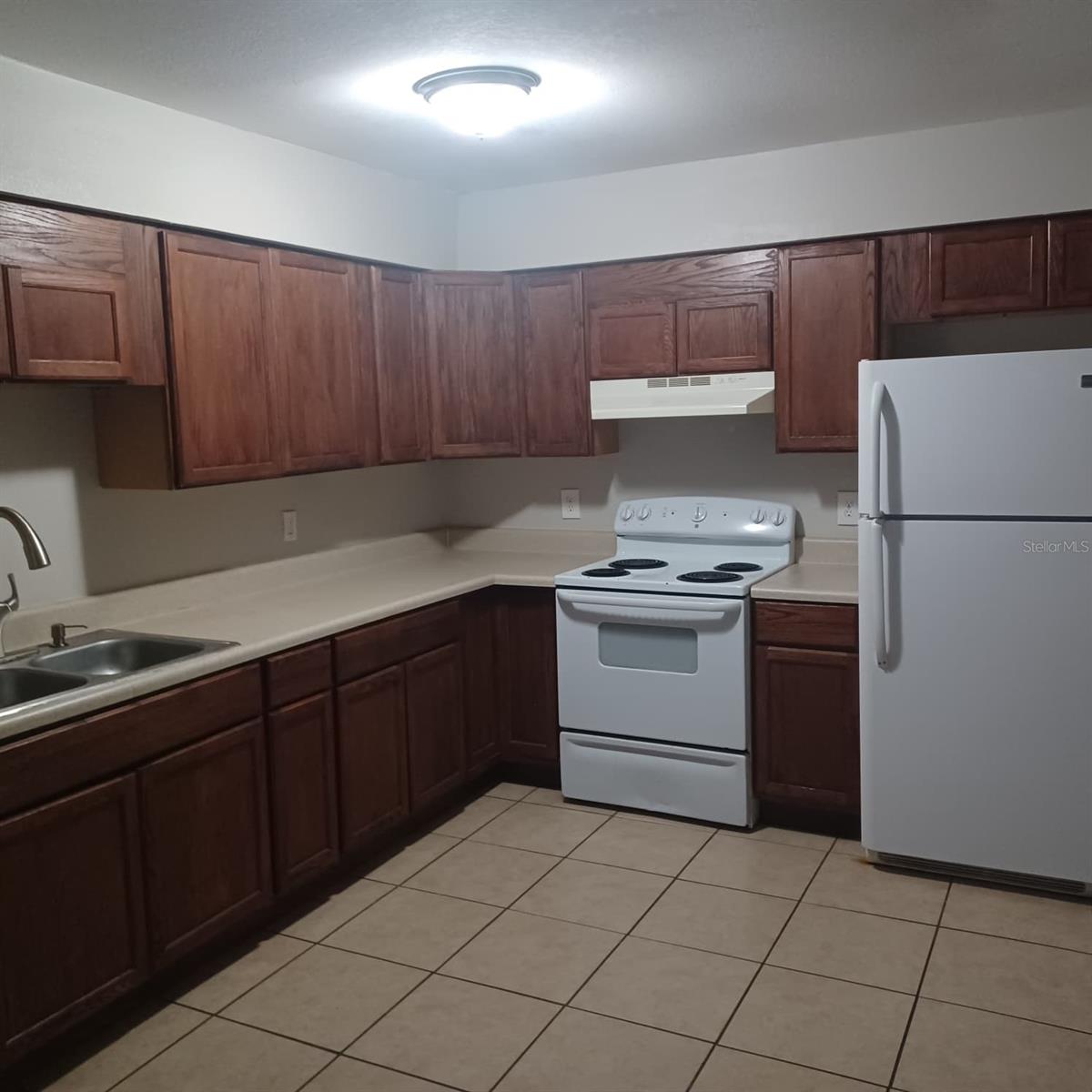 Image 2 of 5 For 2704 25th Avenue B