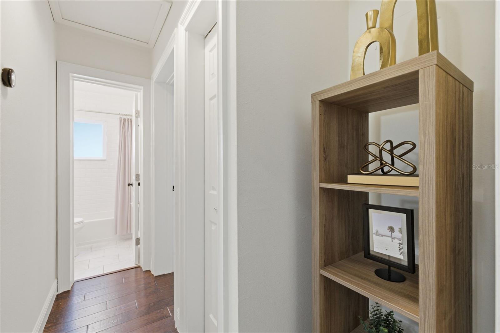 Image 36 of 57 For 3136 10th Avenue N