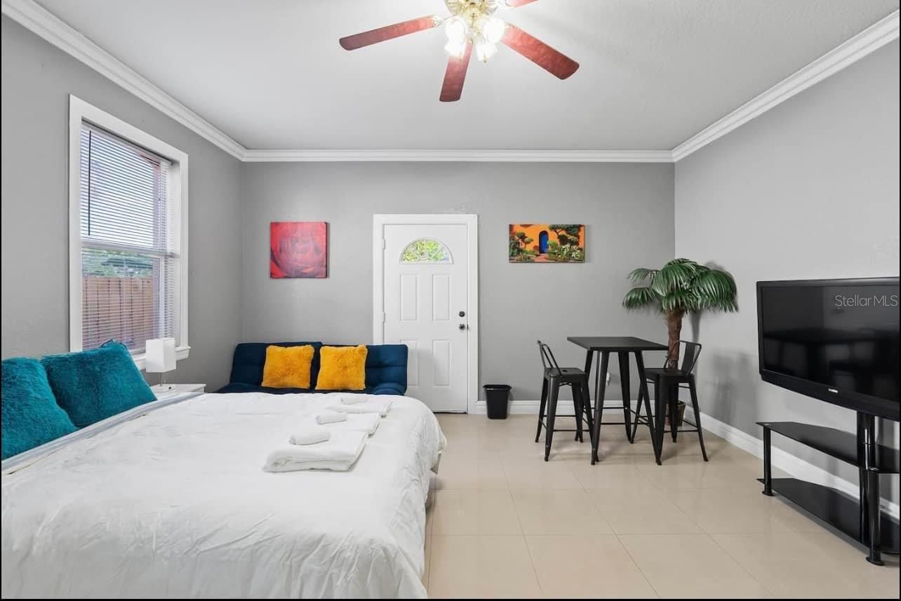 Image 12 of 27 For 2324 Palmetto Street