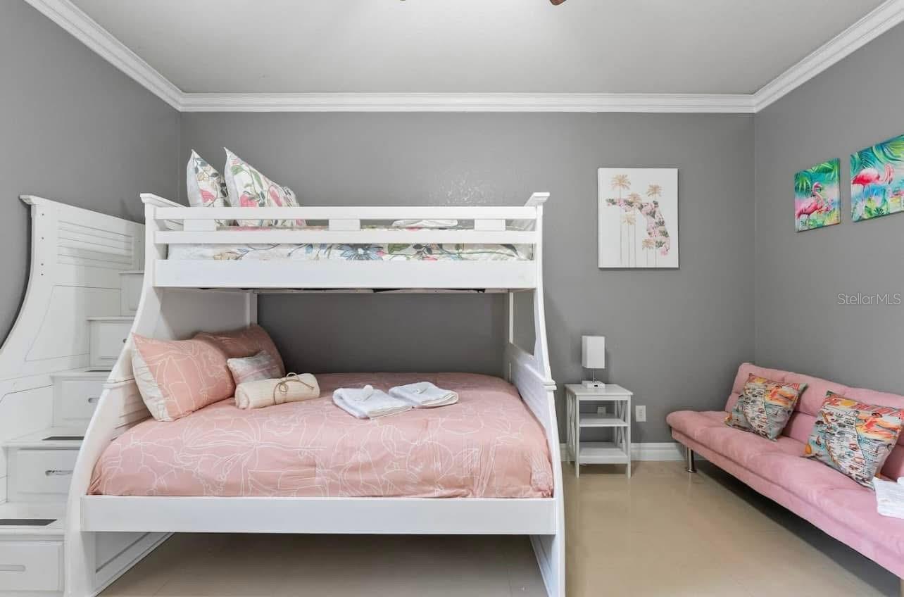 Image 23 of 27 For 2324 Palmetto Street