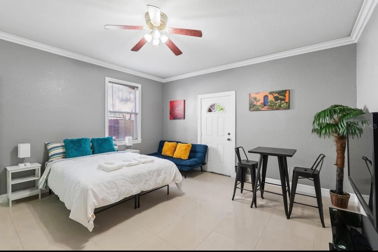 Image 5 of 27 For 2324 Palmetto Street