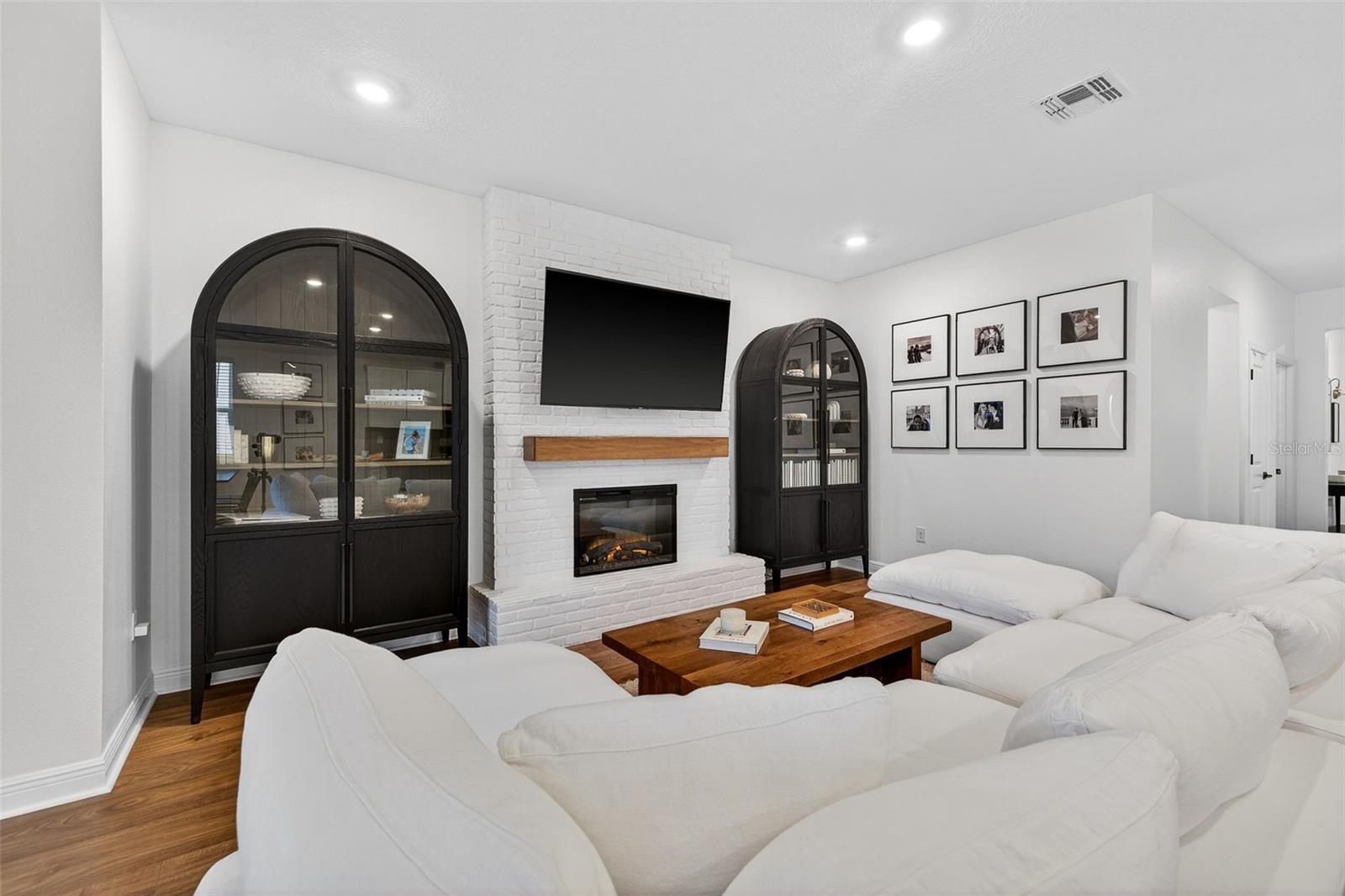 Image 8 of 39 For 10913 Honor Road