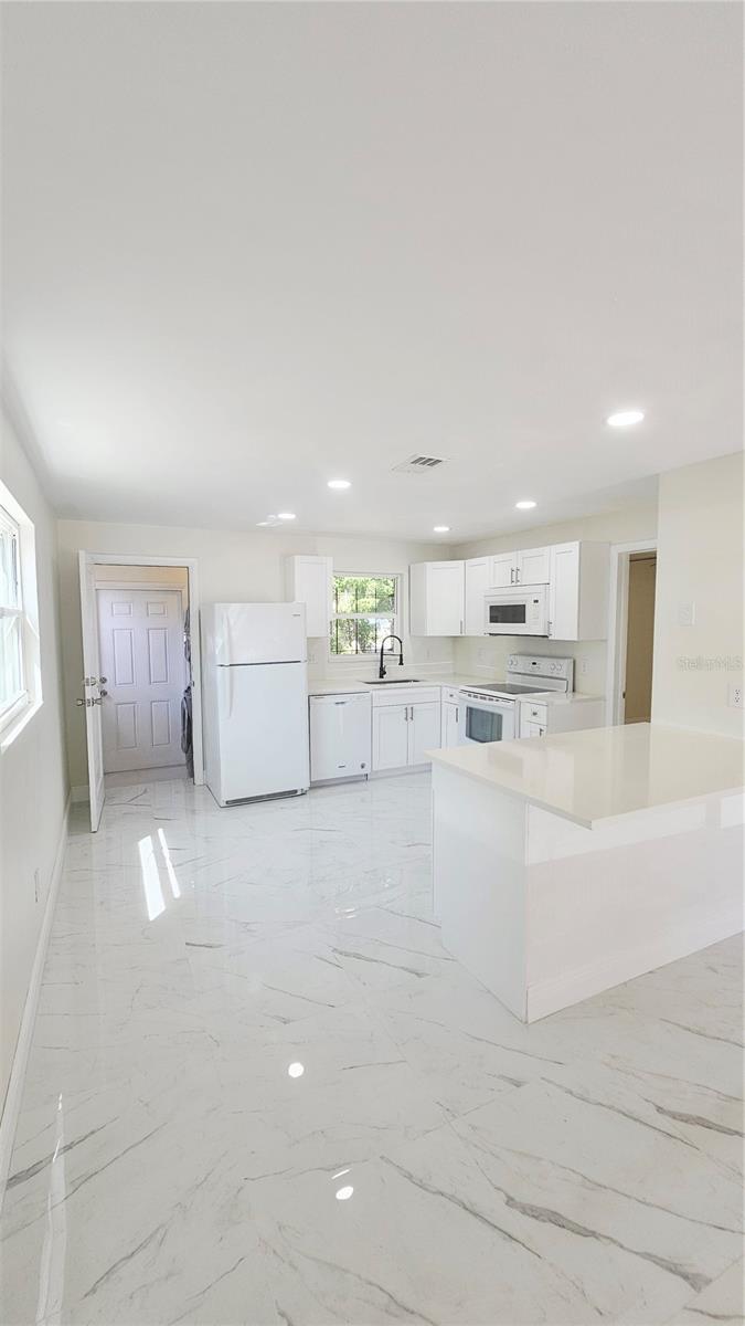 Image 16 of 27 For 708-712 Pennsylvania Avenue