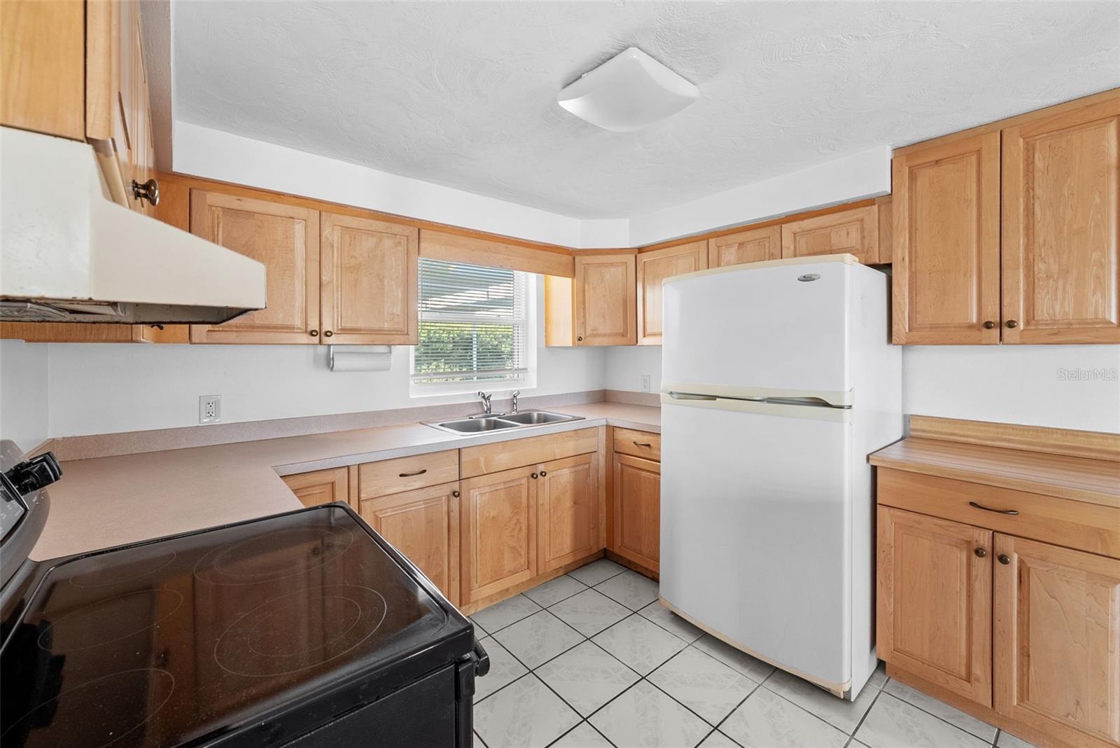 Image 11 of 46 For 6112 12th Avenue