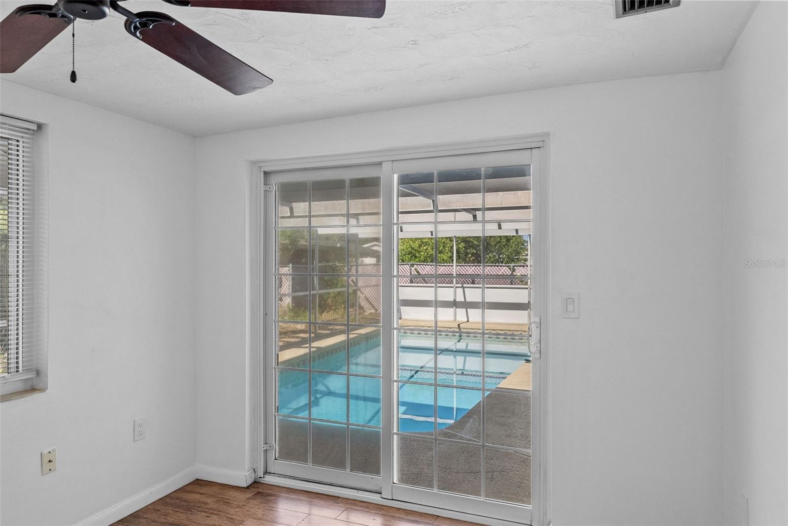Image 17 of 46 For 6112 12th Avenue