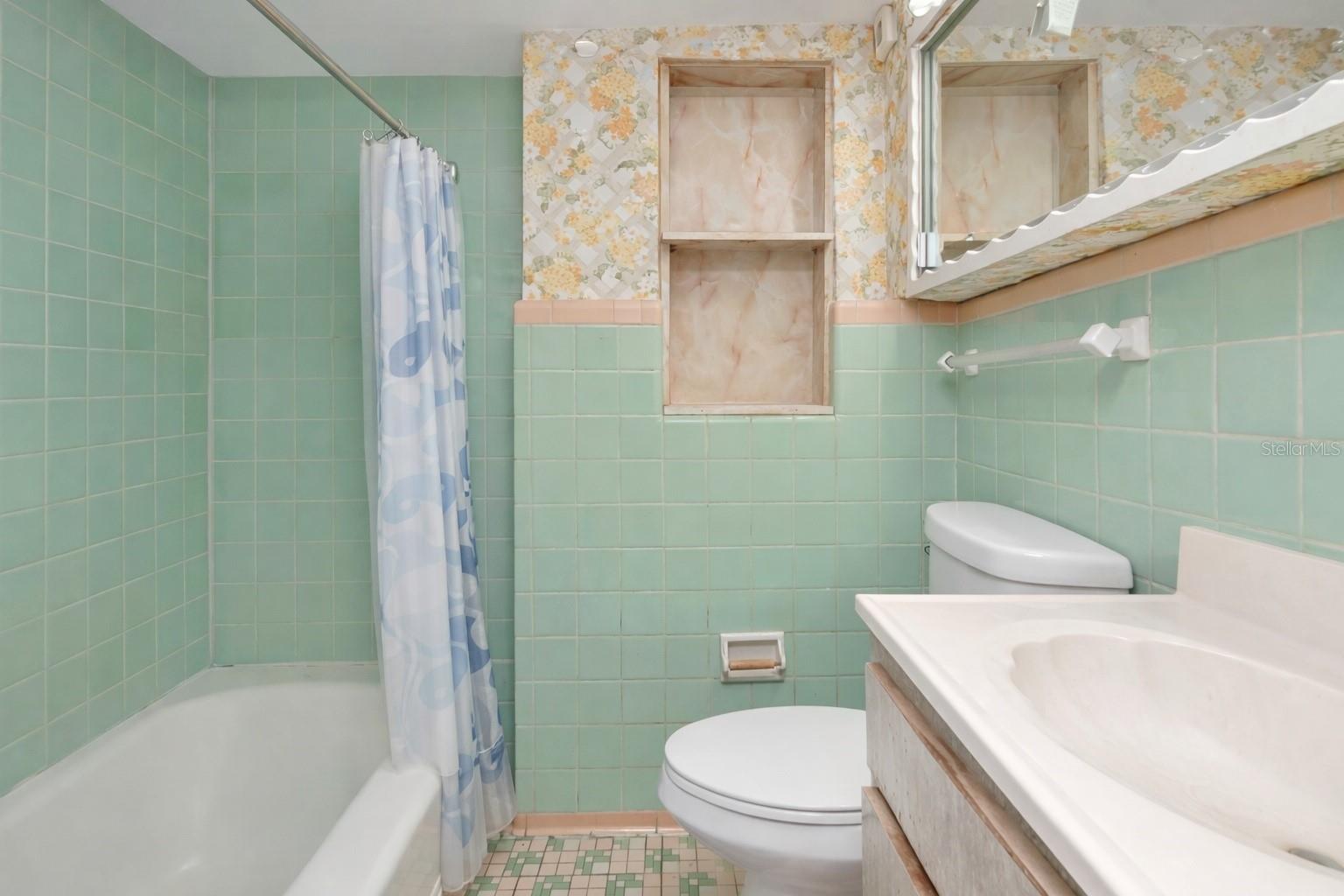 Listing photo id 17 for 817 Ohio Avenue