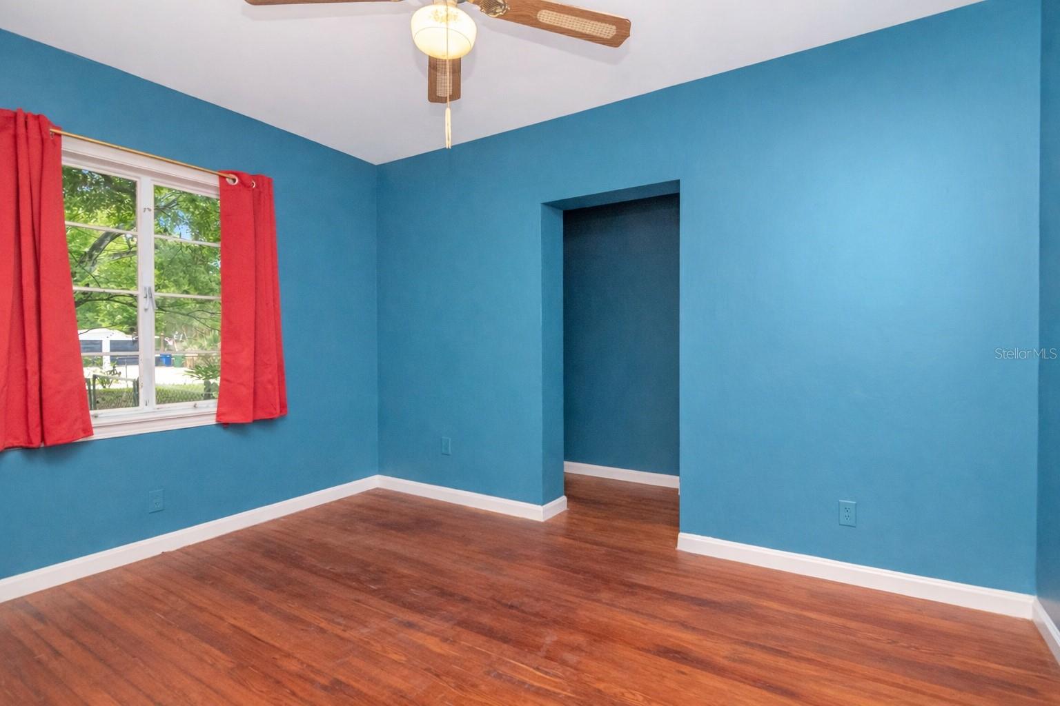 Listing photo id 6 for 817 Ohio Avenue