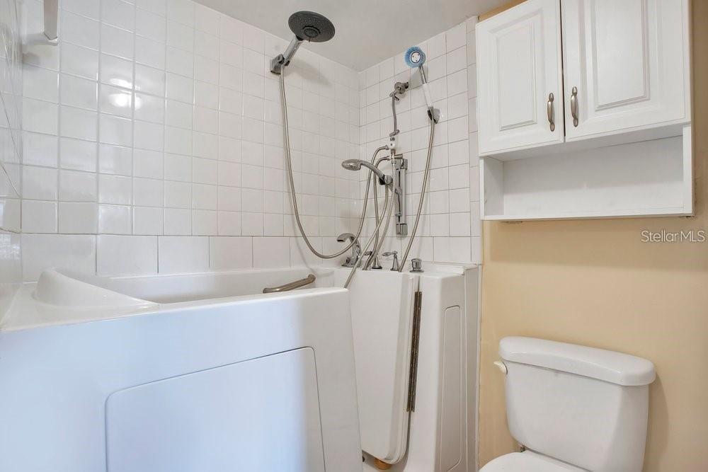 Image 19 of 47 For 1328 Pasadena Avenue S 104