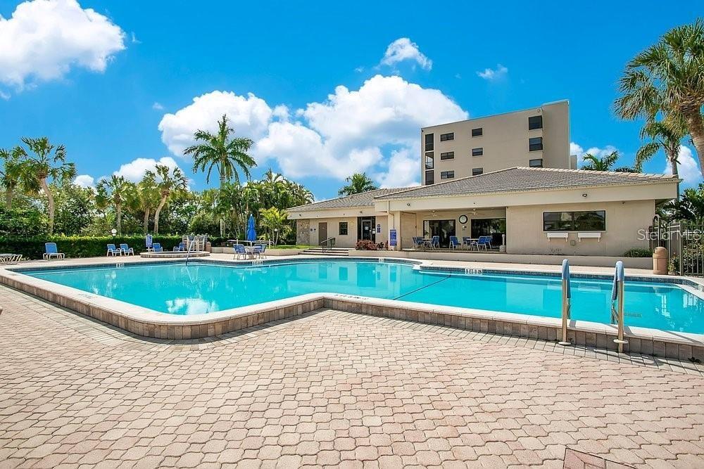 Image 29 of 47 For 1328 Pasadena Avenue S 104