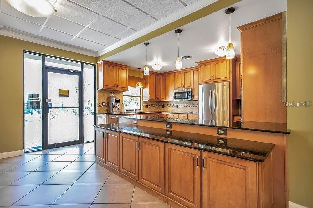 Image 35 of 47 For 1328 Pasadena Avenue S 104