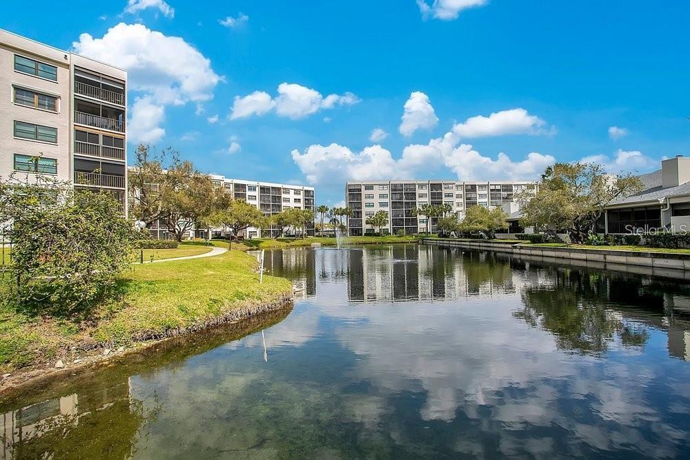 Image 43 of 47 For 1328 Pasadena Avenue S 104