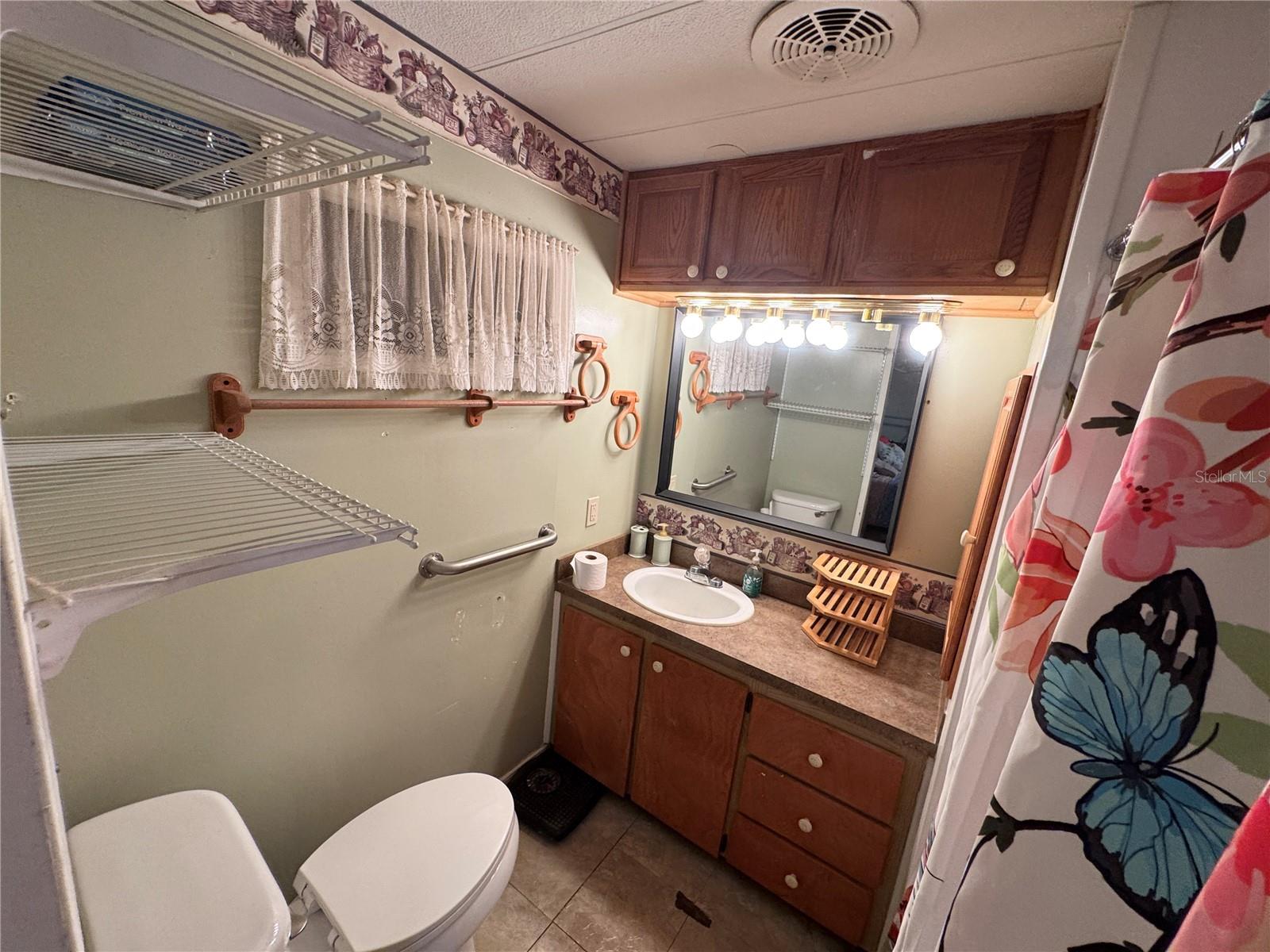 Image 11 of 27 For 38437 Beniger Drive