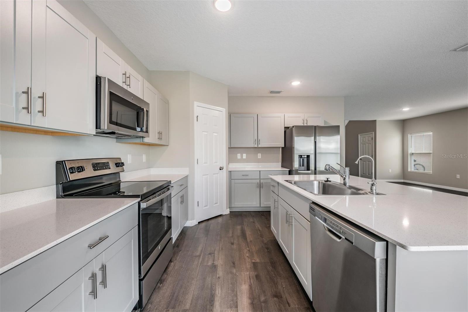 Image 13 of 42 For 12857 Tannencrest Drive