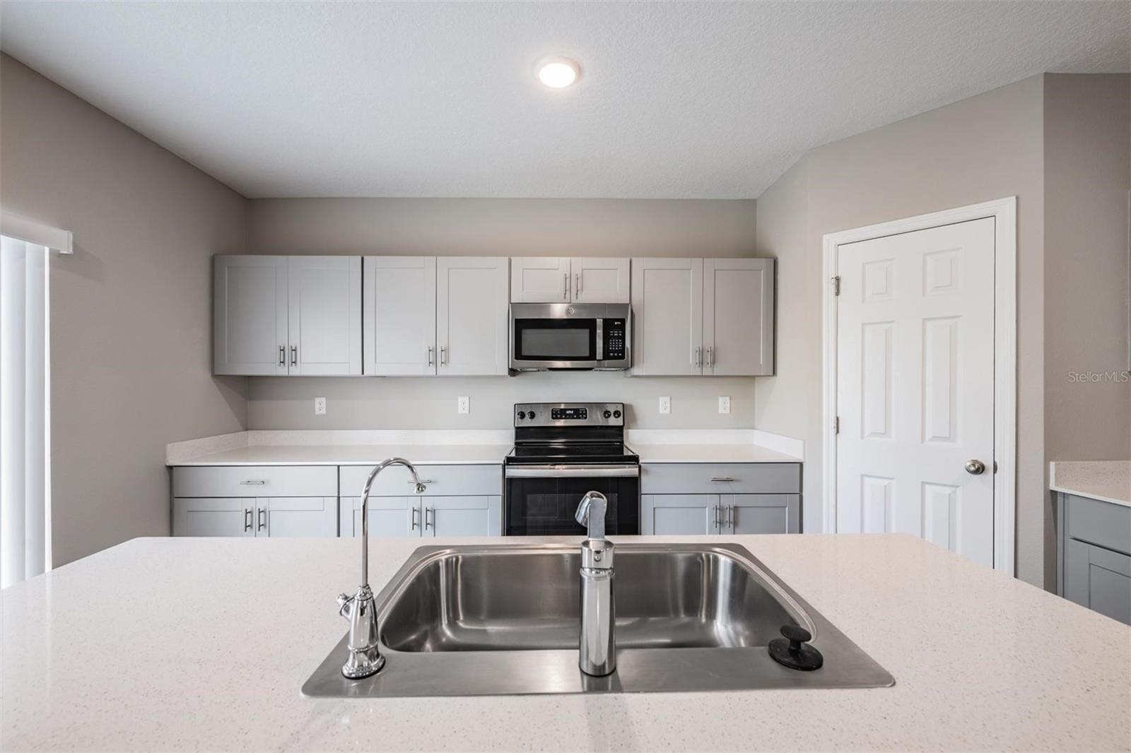 Image 14 of 42 For 12857 Tannencrest Drive