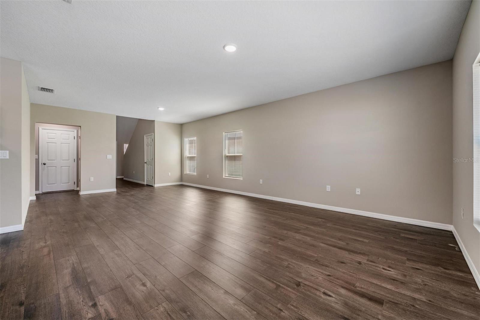 Image 18 of 42 For 12857 Tannencrest Drive