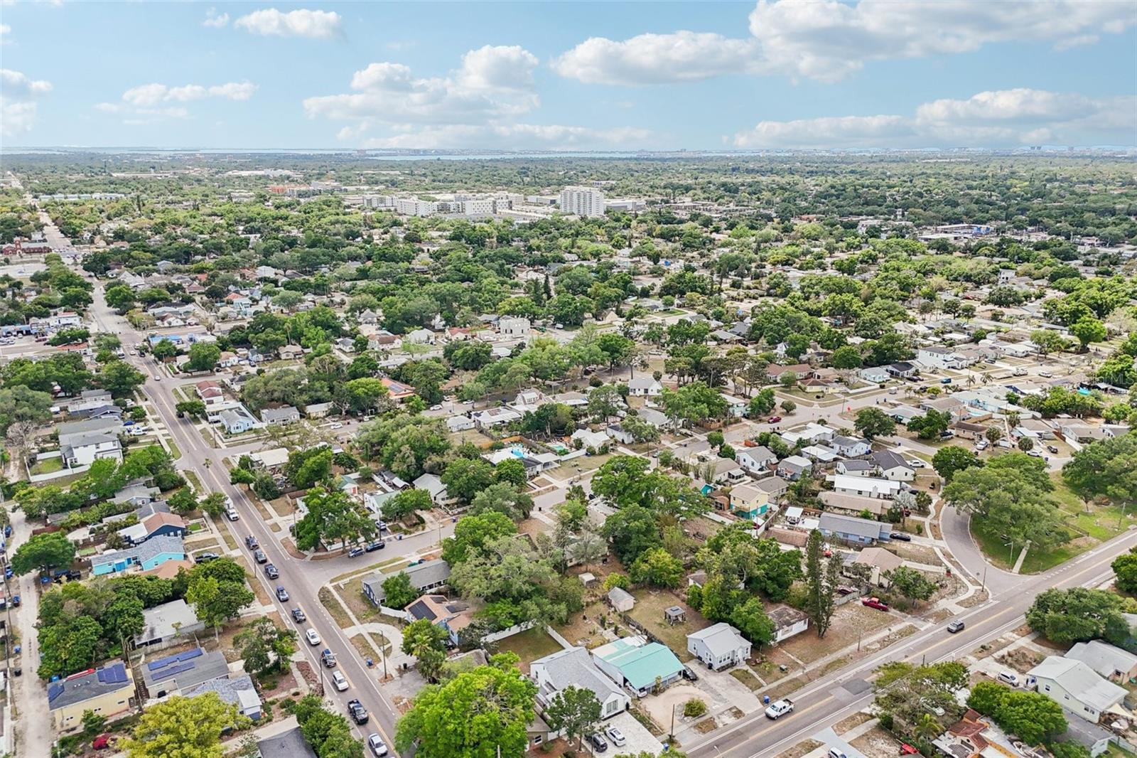 Listing photo id 53 for 2800 13th Avenue N