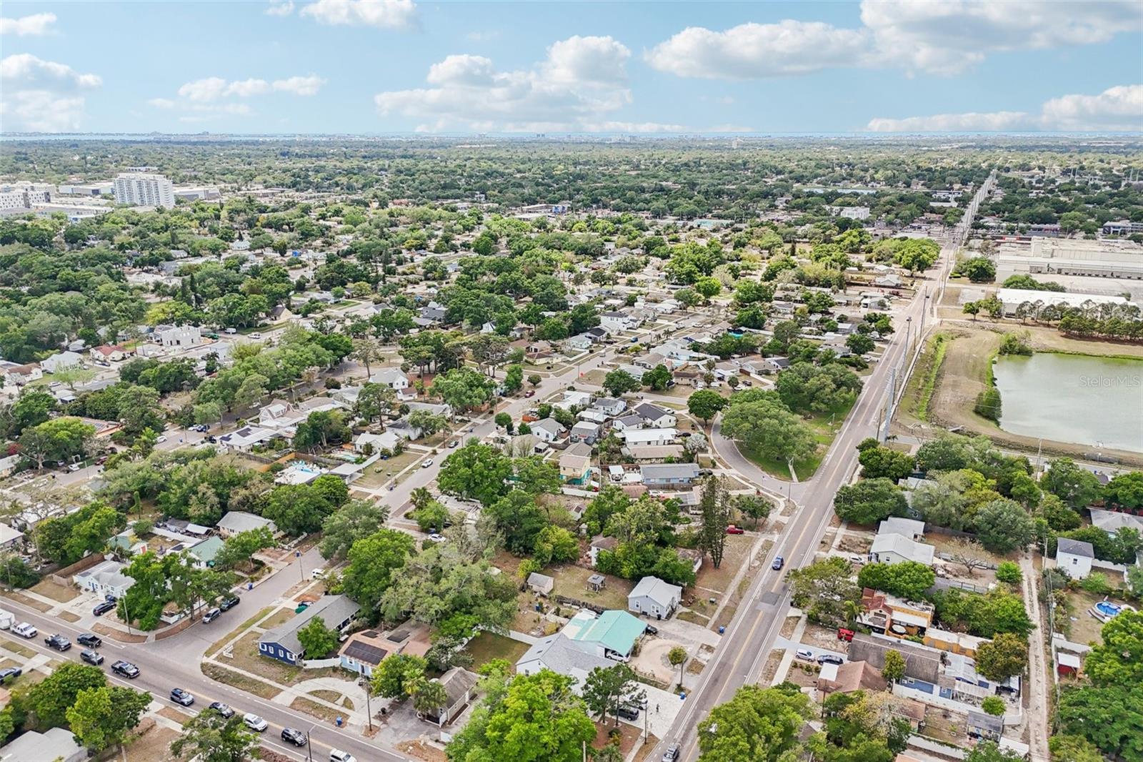 Listing photo id 54 for 2800 13th Avenue N