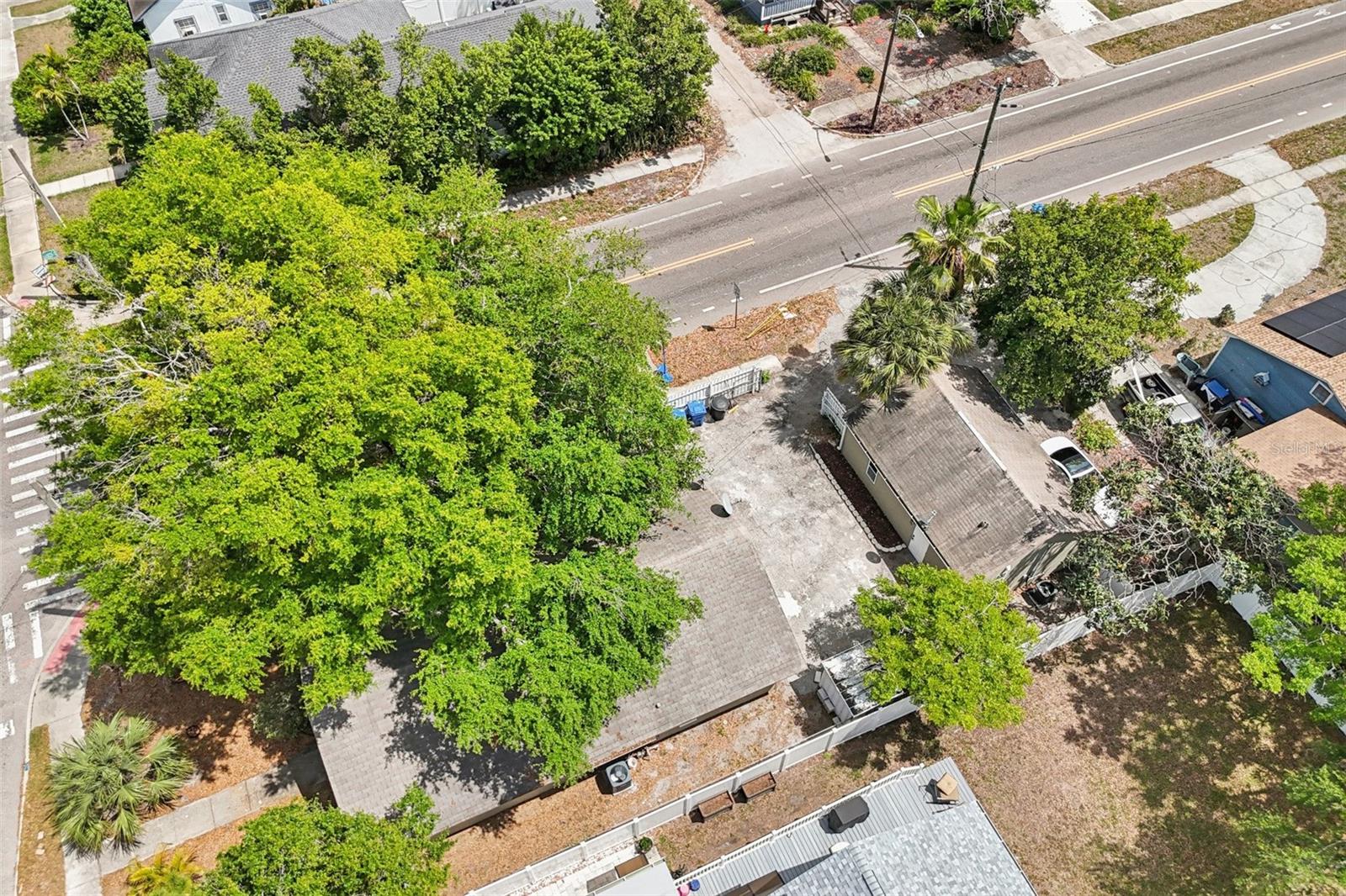 Listing photo id 57 for 2800 13th Avenue N