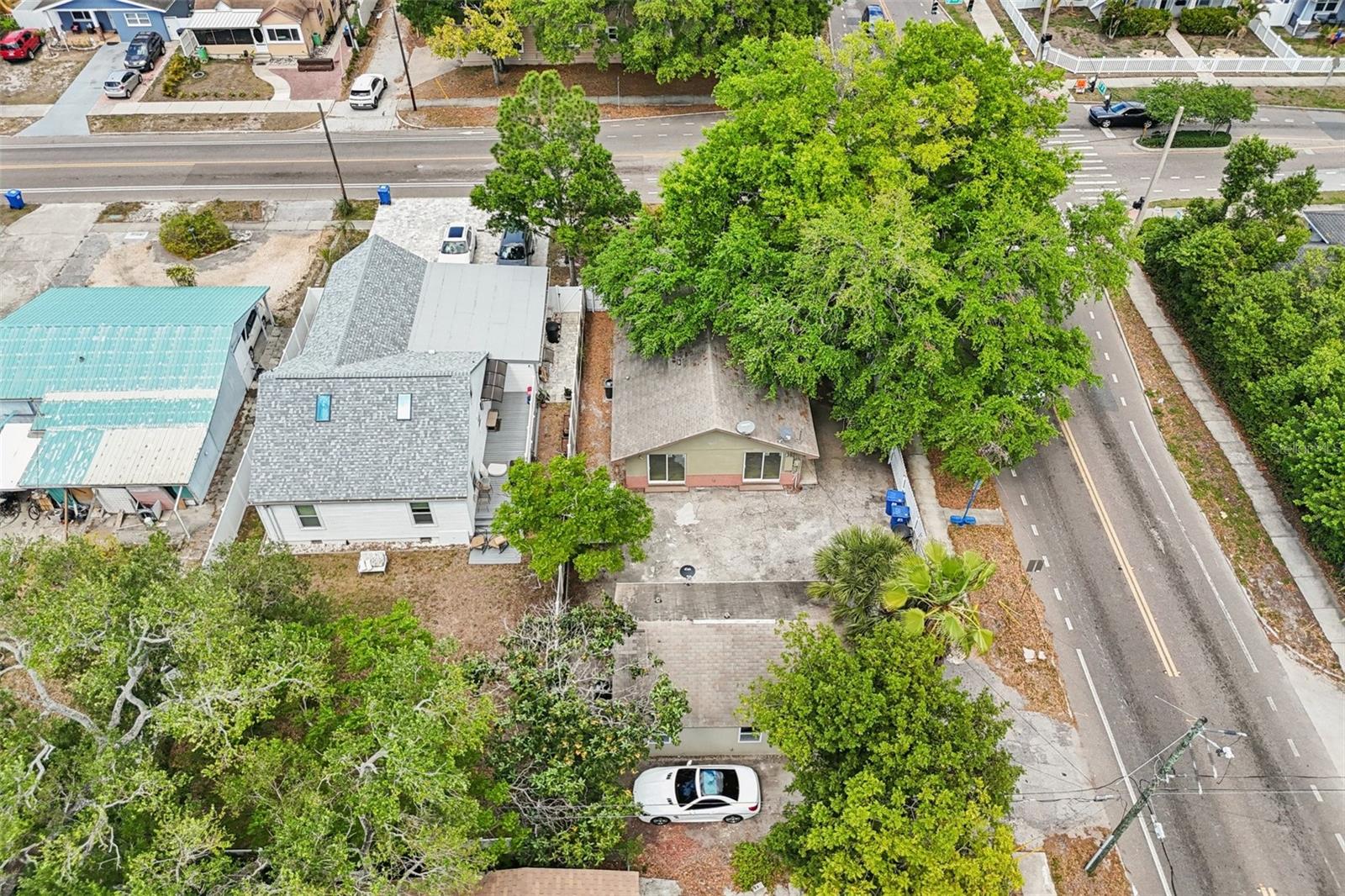 Listing photo id 59 for 2800 13th Avenue N