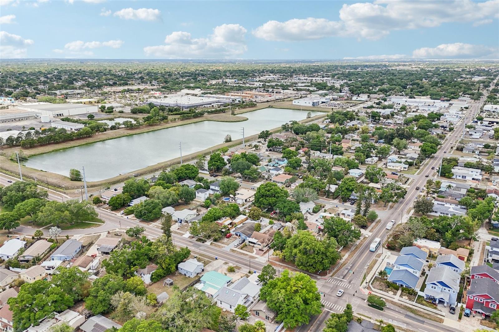 Listing photo id 62 for 2800 13th Avenue N