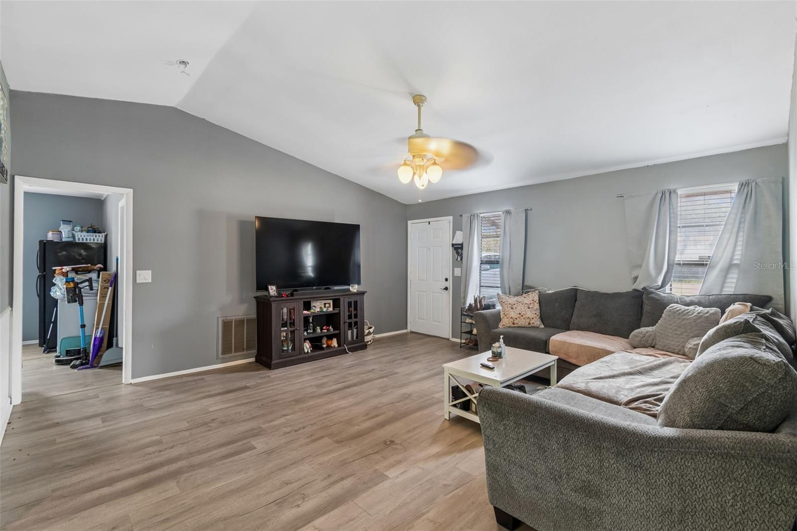 Image 11 of 53 For 9917 Lake Drive