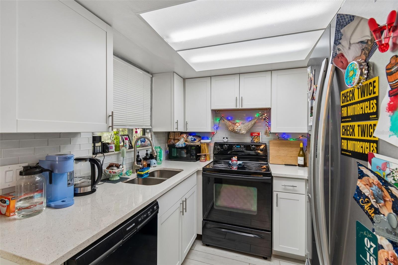 Image 12 of 53 For 9917 Lake Drive