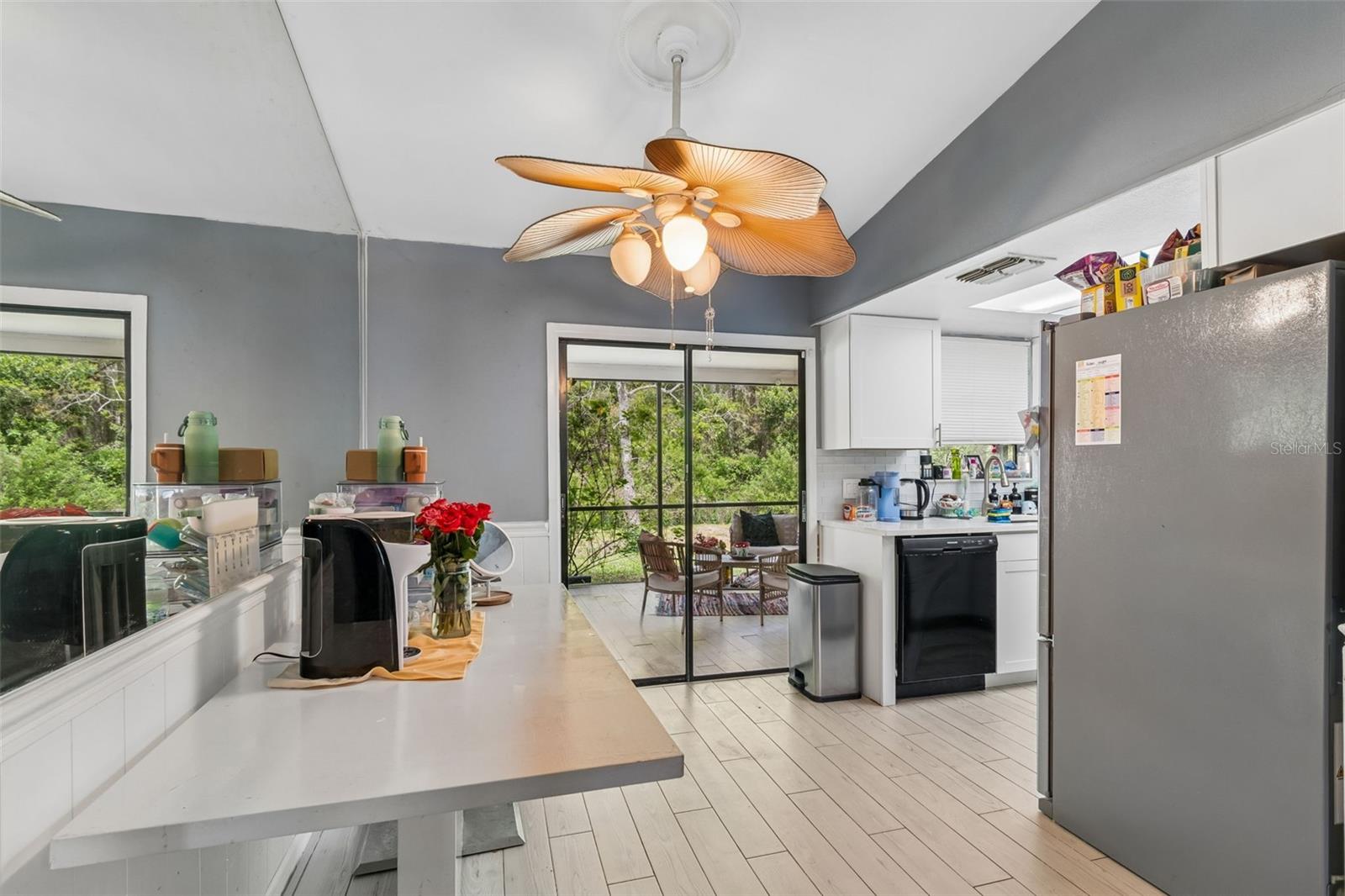 Image 14 of 53 For 9917 Lake Drive