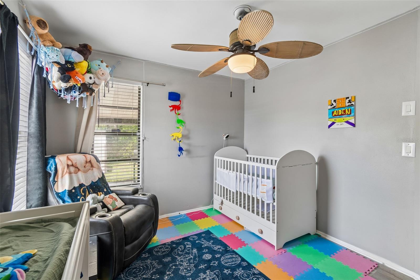 Image 21 of 53 For 9917 Lake Drive