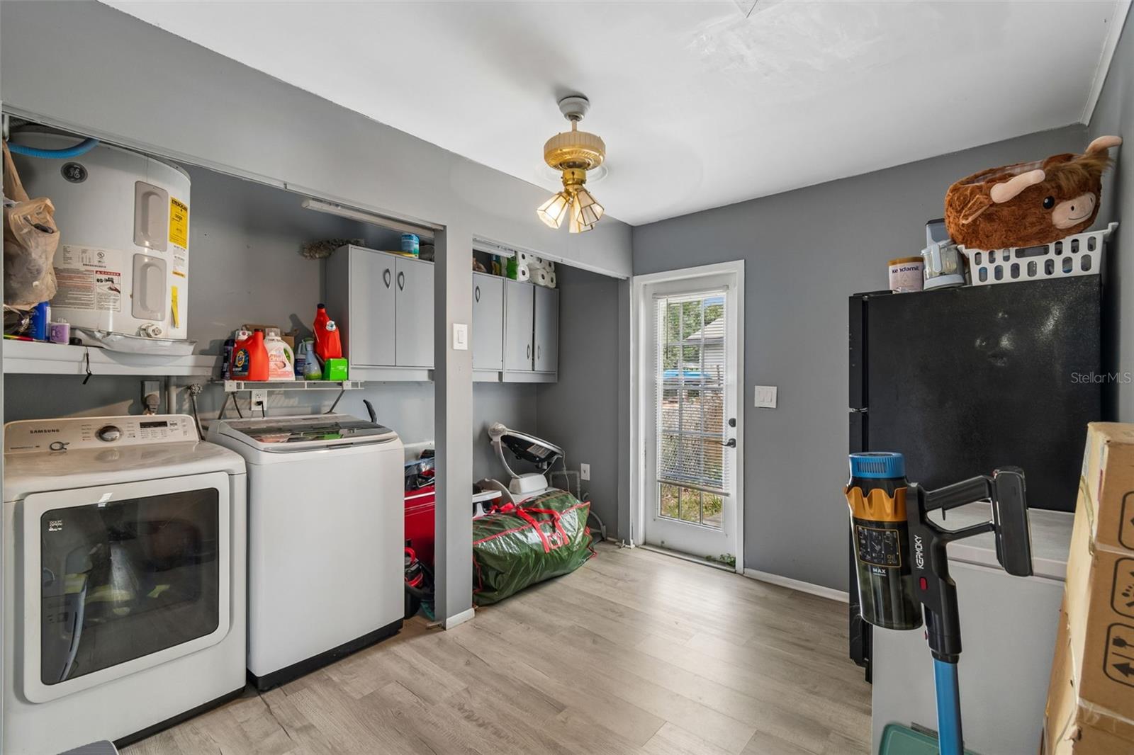 Image 27 of 53 For 9917 Lake Drive