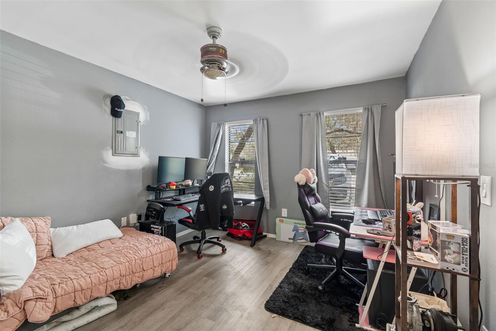 Image 28 of 53 For 9917 Lake Drive