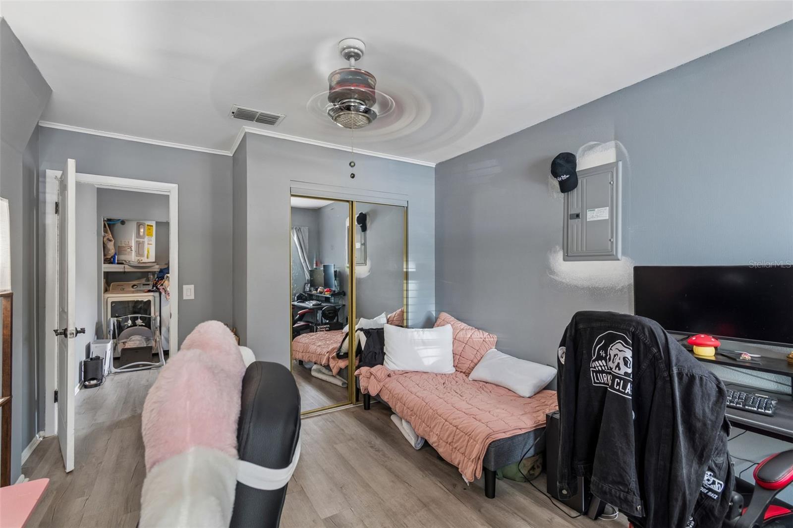 Image 29 of 53 For 9917 Lake Drive