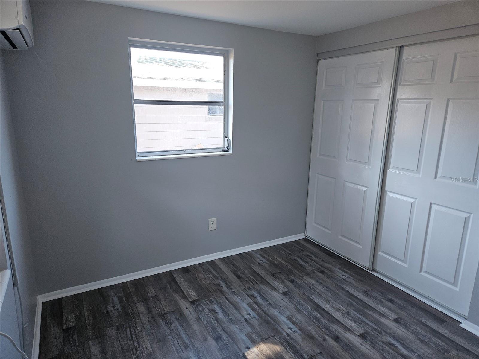 Image 4 of 6 For 9415 Grandfield Road A