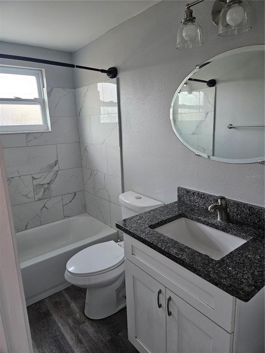 Image 5 of 6 For 9415 Grandfield Road A