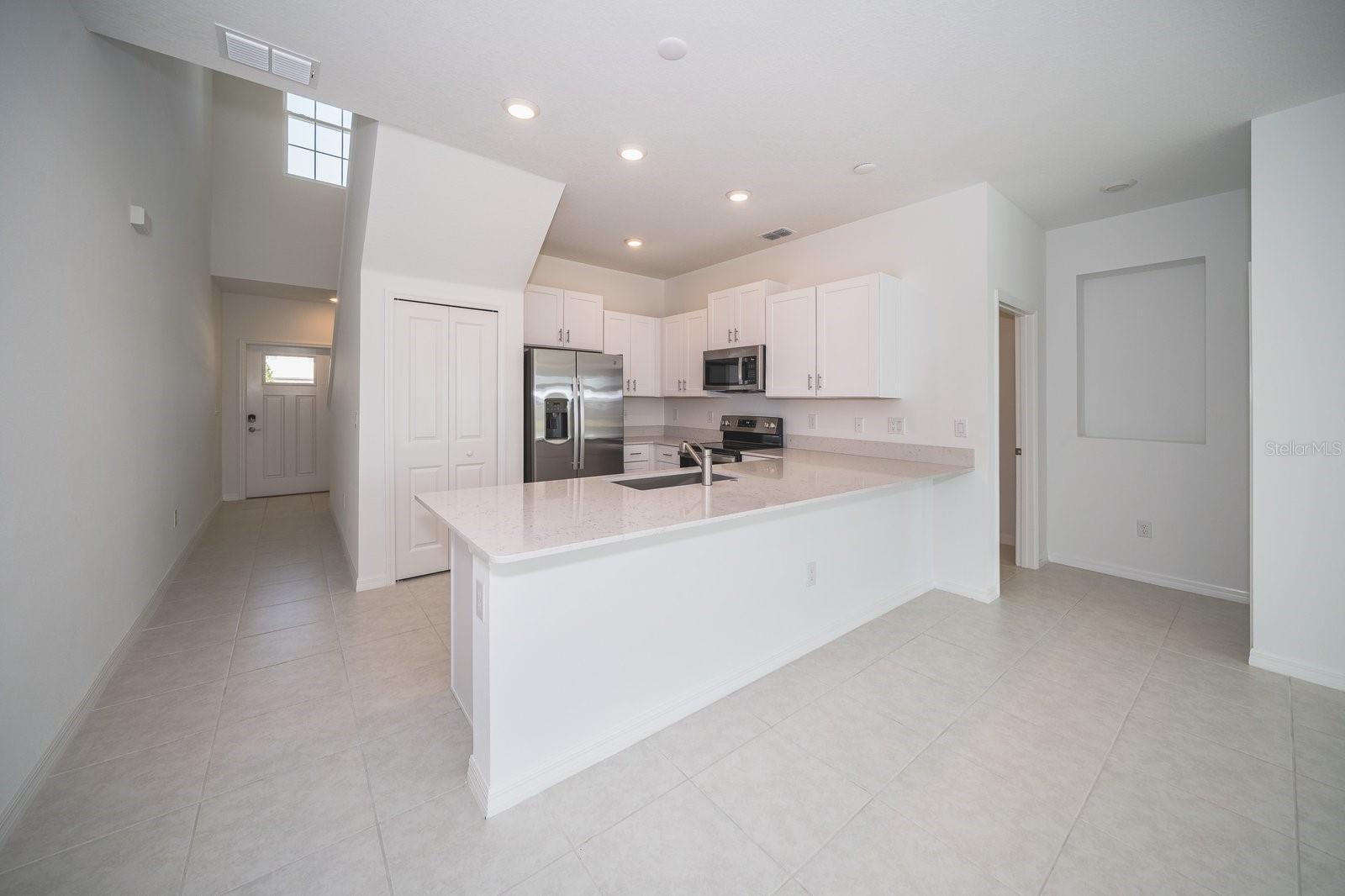 Image 4 of 39 For 32134 Powderpuff Mimosa Drive