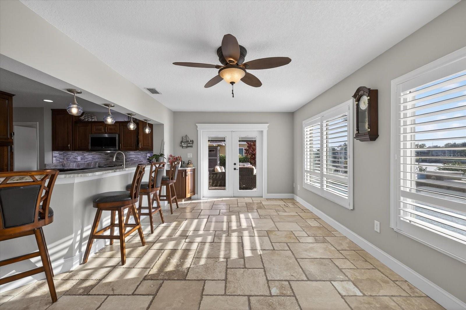 Image 18 of 56 For 5401 Pilots Place