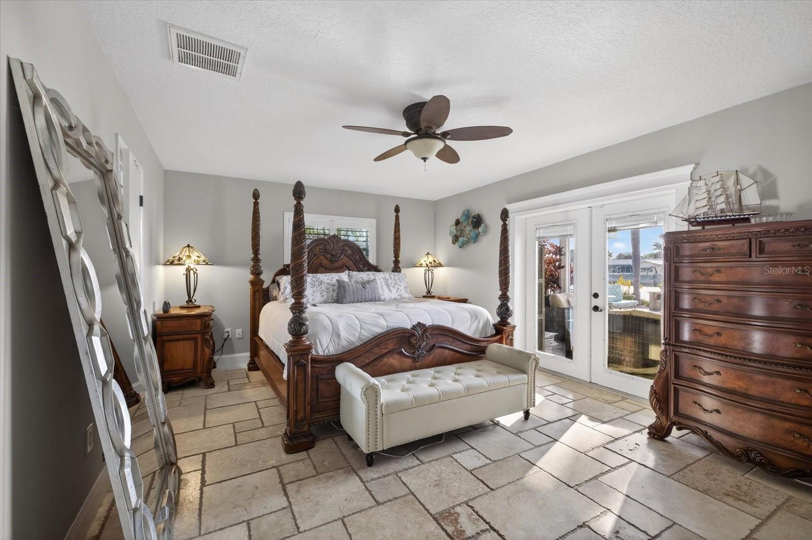 Image 21 of 56 For 5401 Pilots Place