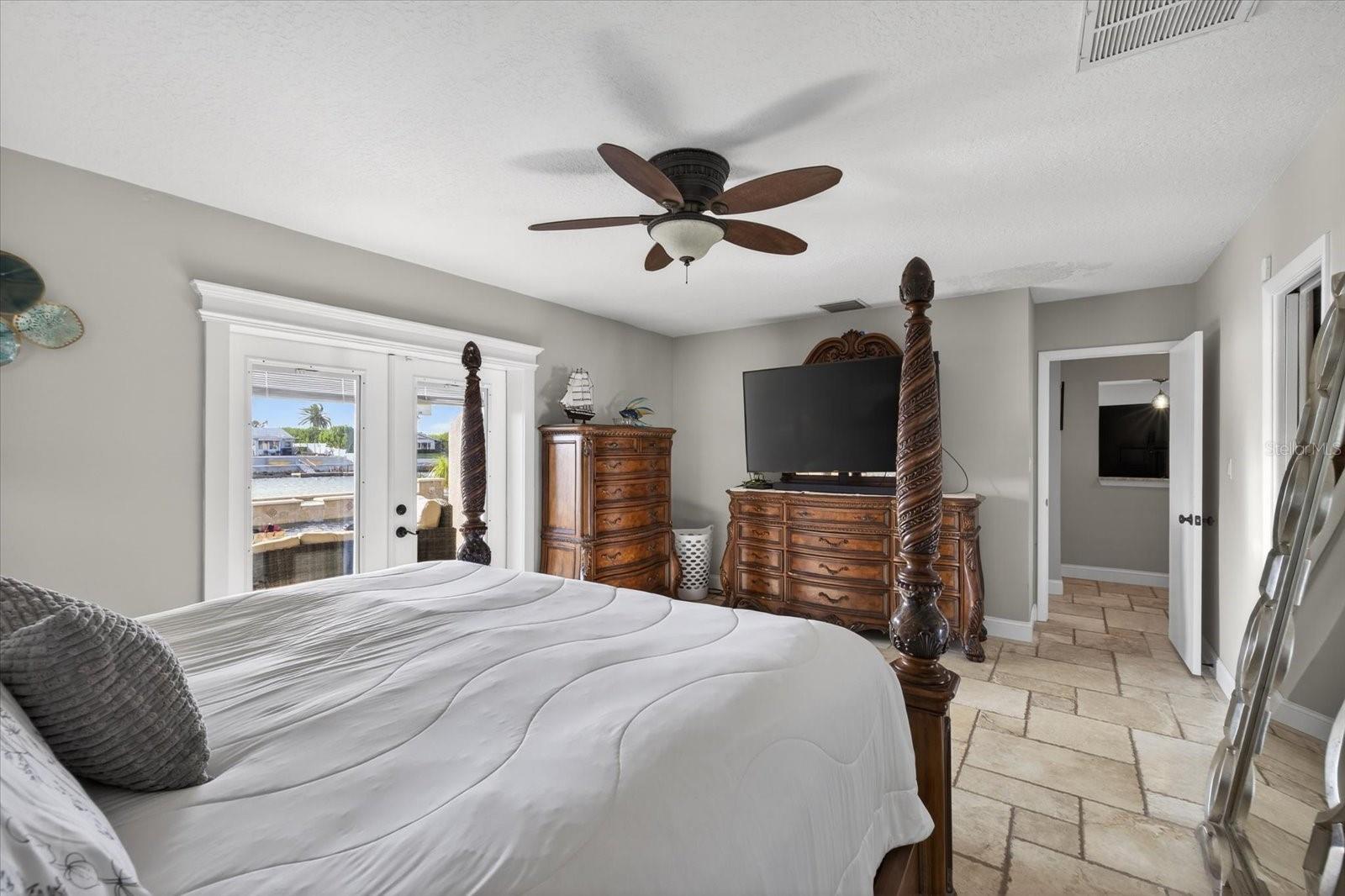 Image 22 of 56 For 5401 Pilots Place