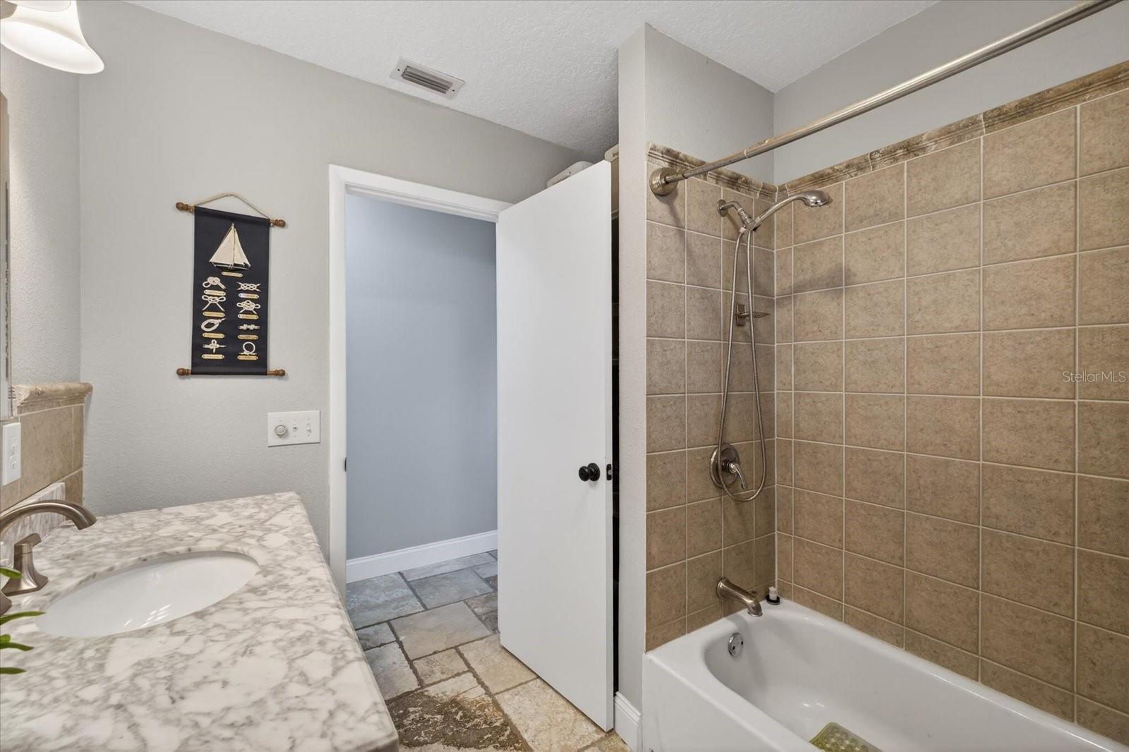 Image 28 of 56 For 5401 Pilots Place