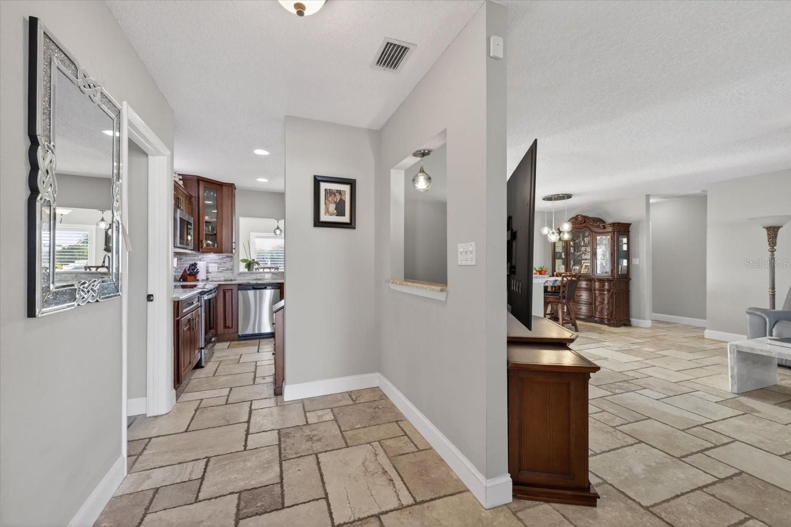 Image 8 of 56 For 5401 Pilots Place