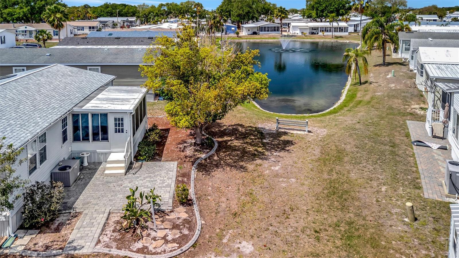 Image 11 of 28 For 211 Port Royal Lane 523