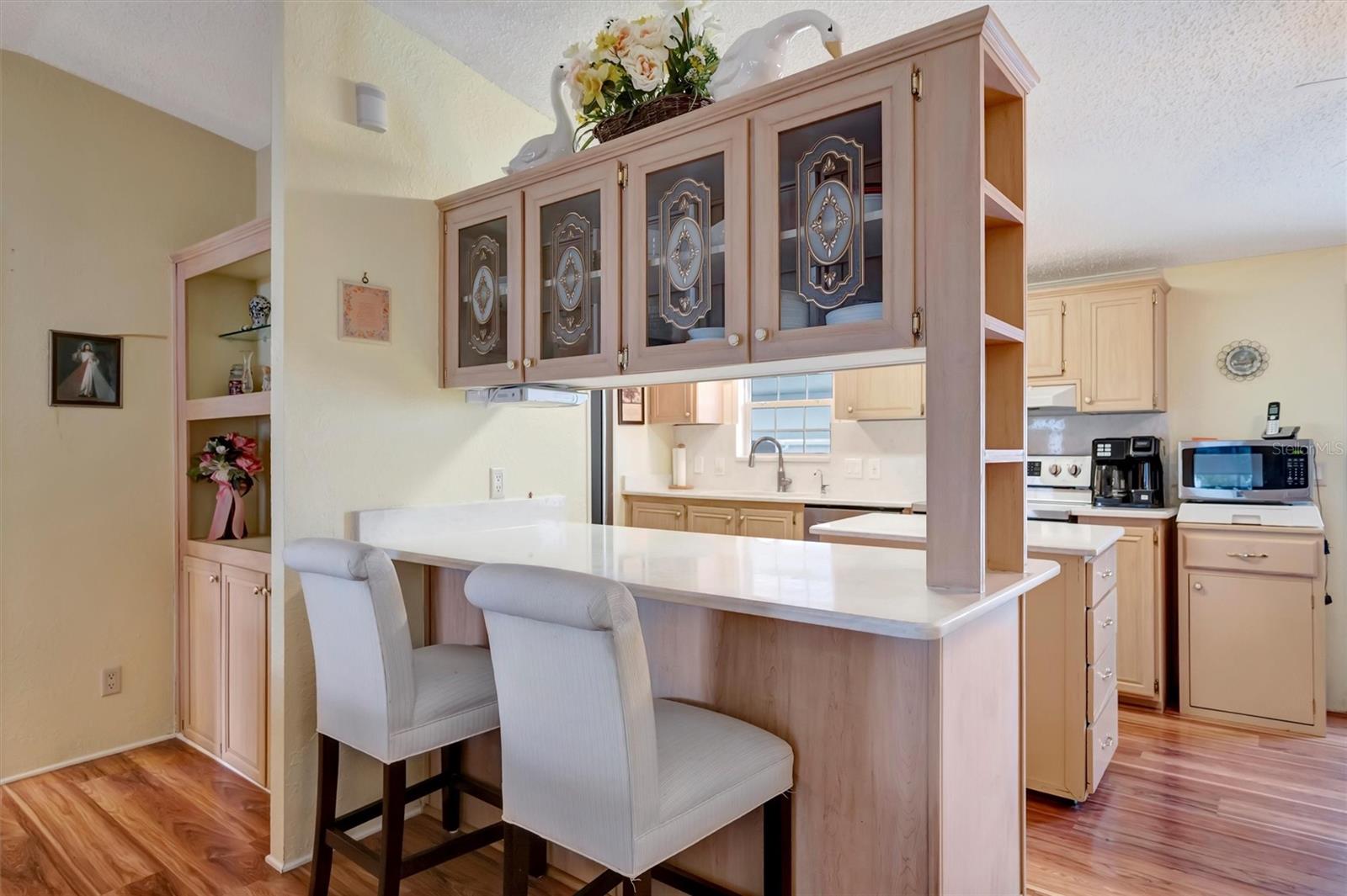 Image 21 of 28 For 211 Port Royal Lane 523