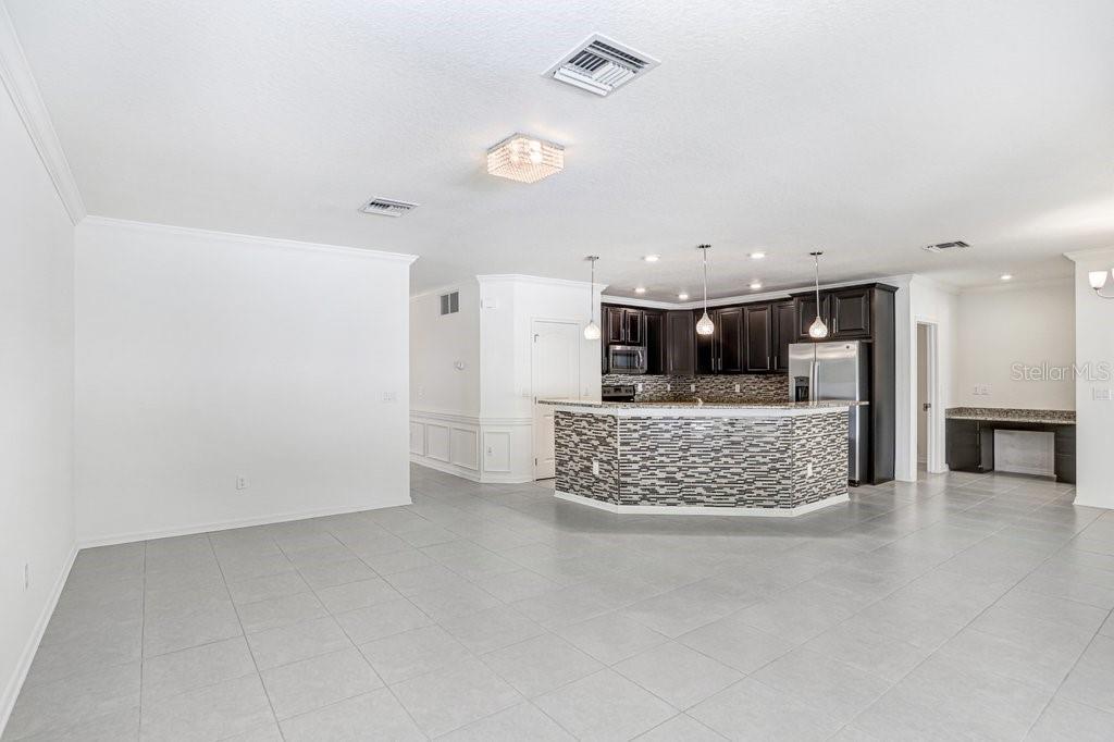 Image 10 of 39 For 6431 Bradford Hill Court