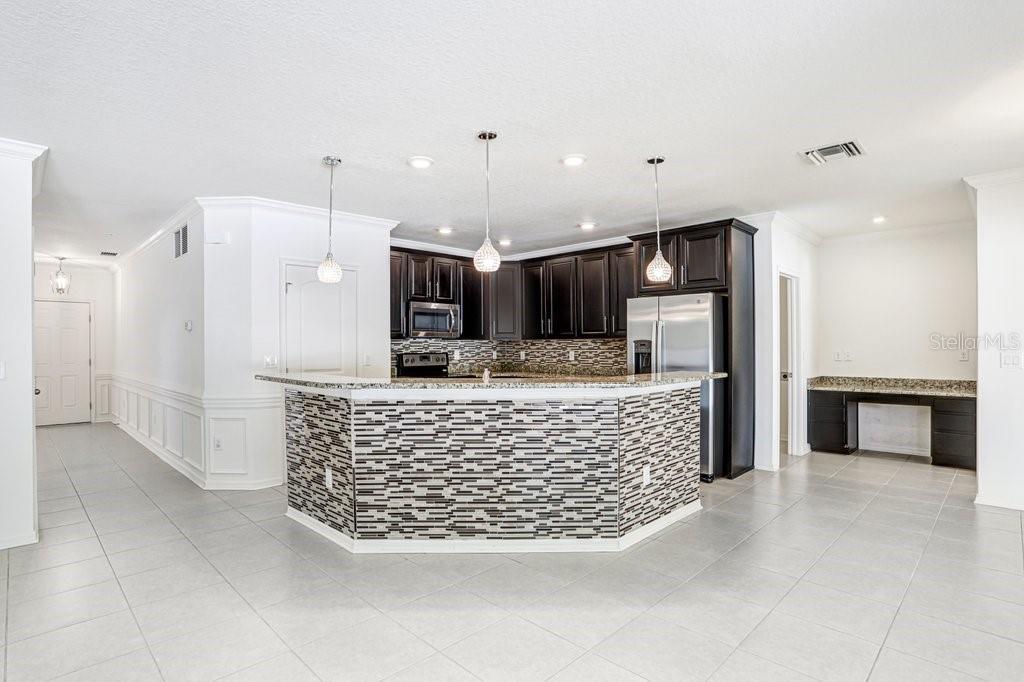 Image 11 of 39 For 6431 Bradford Hill Court