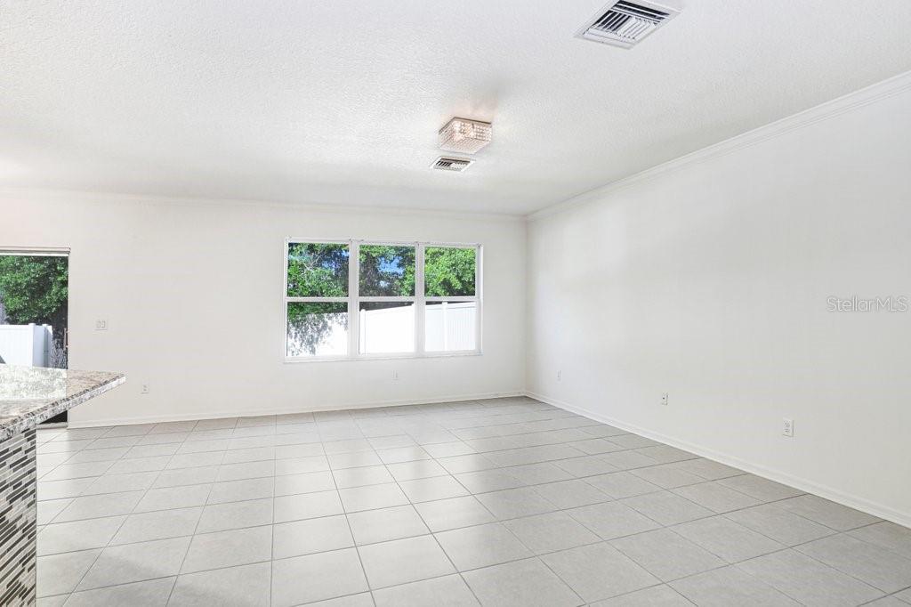 Image 8 of 39 For 6431 Bradford Hill Court