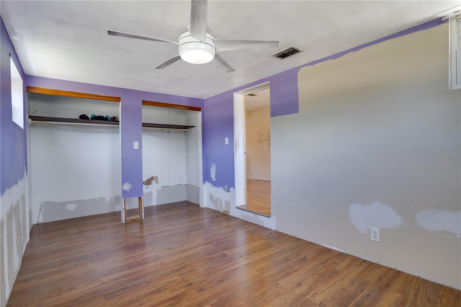 Image 15 of 32 For 701 61st Avenue Ne