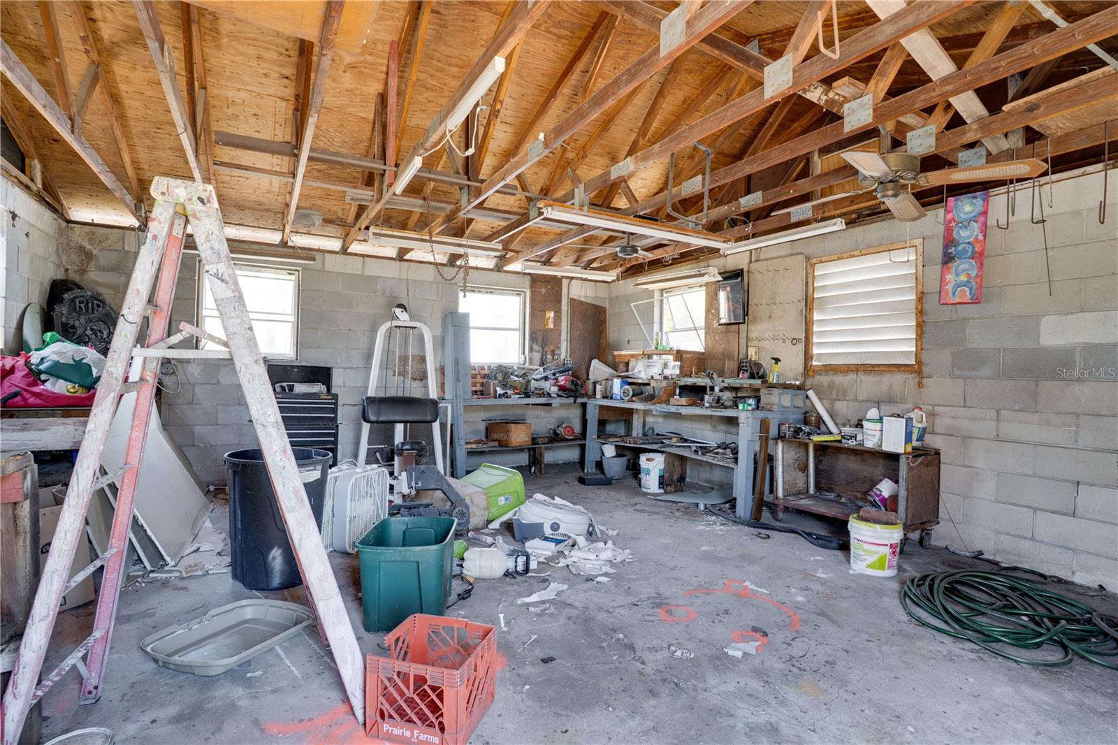 Image 24 of 32 For 701 61st Avenue Ne