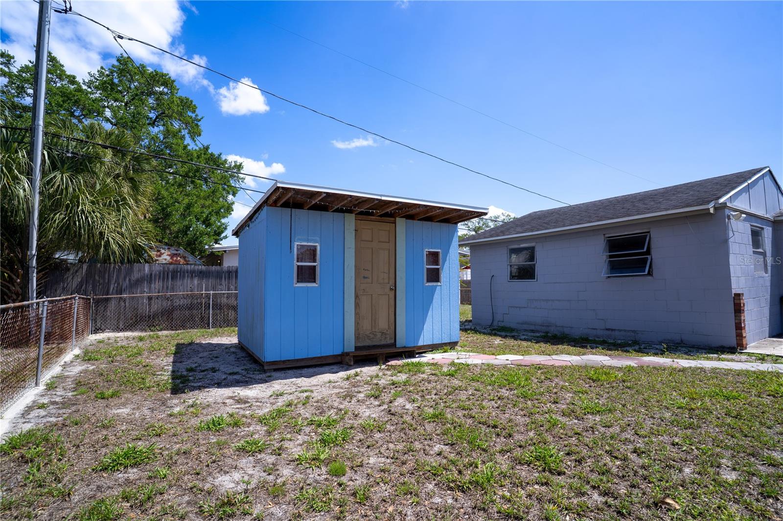 Image 25 of 32 For 701 61st Avenue Ne