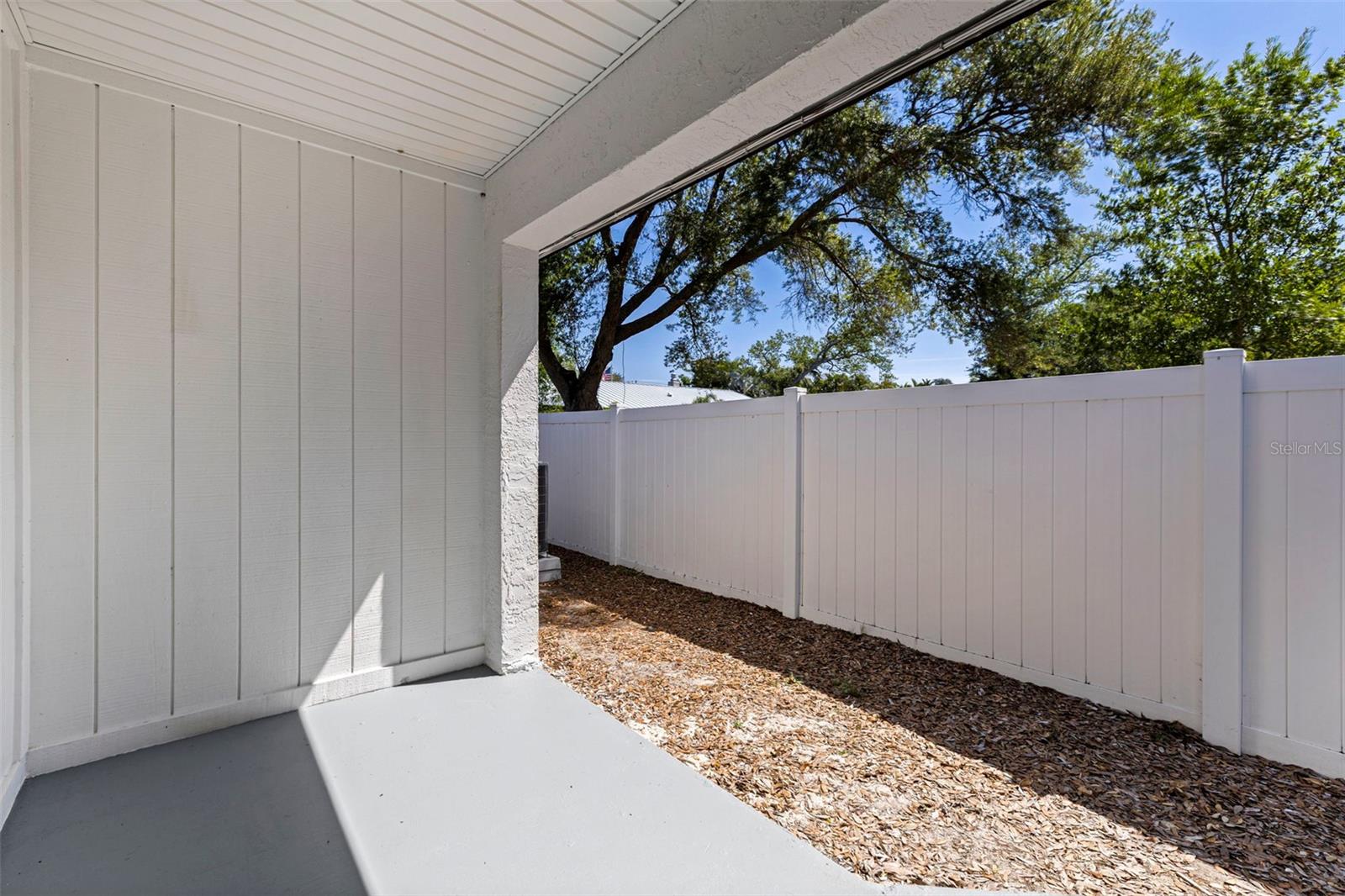 Image 29 of 33 For 6401 69th Avenue N