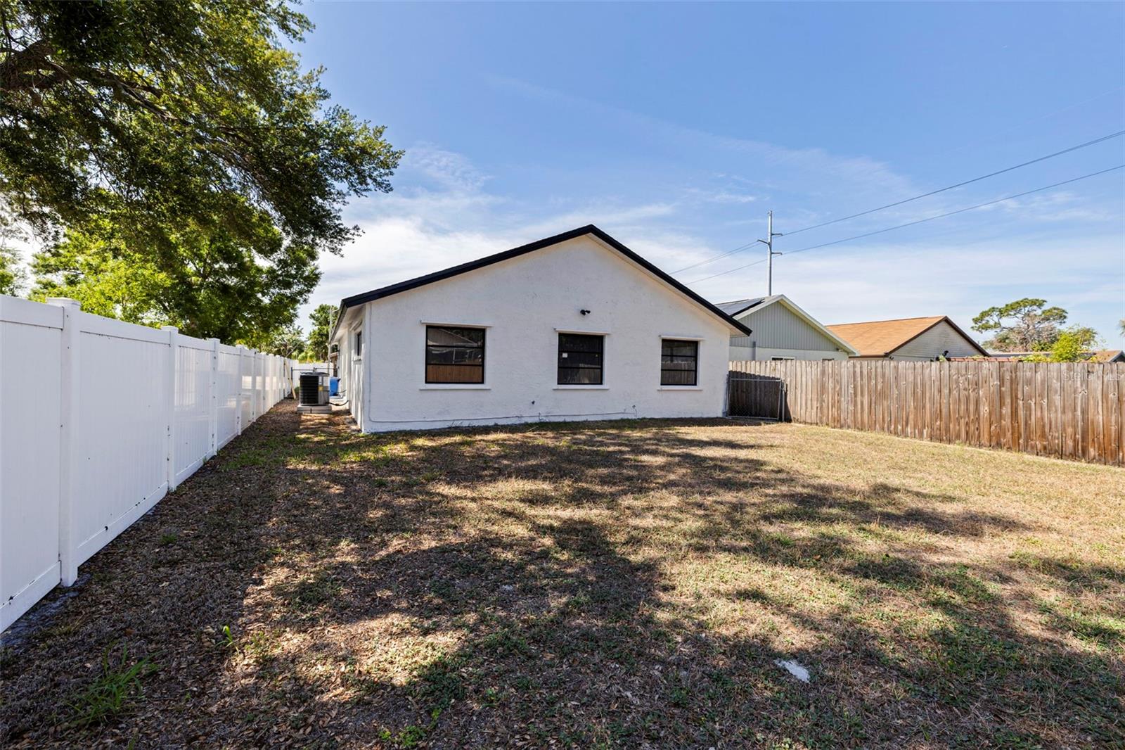 Image 31 of 33 For 6401 69th Avenue N